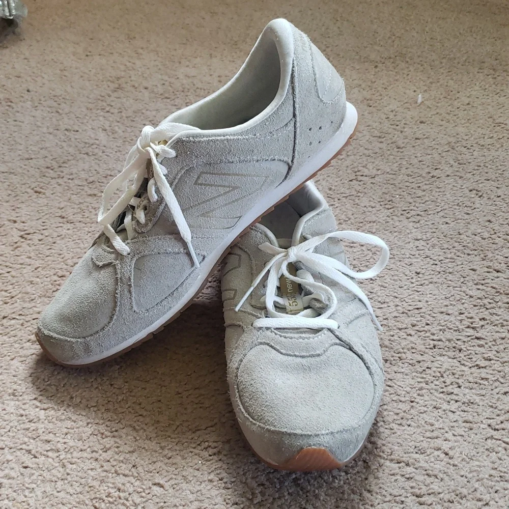New Balance Grey Suede Sneakers - Picture 2 of 3